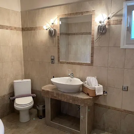 Gn * Νάουσα Ημαθίας